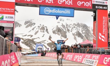 Davide Bais (Eolo-Kometa Cycling Team) ha vinto la settima tappa del 106^ Giro d'Italia