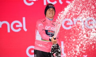 Remco Evenepoel (Soudal Quick-Step) ha vinto la nona tappa del 106^ Giro d'Italia