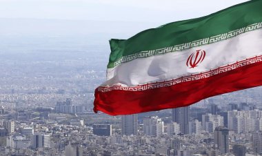 Iran, tre condanne a morte per le proteste contro il regime degli ayatollah