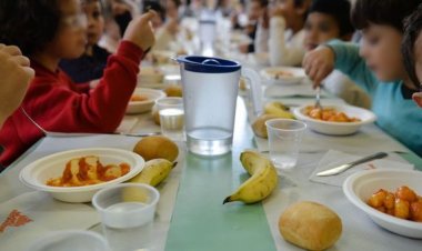 Mense scolastiche a peso d'oro in Italia