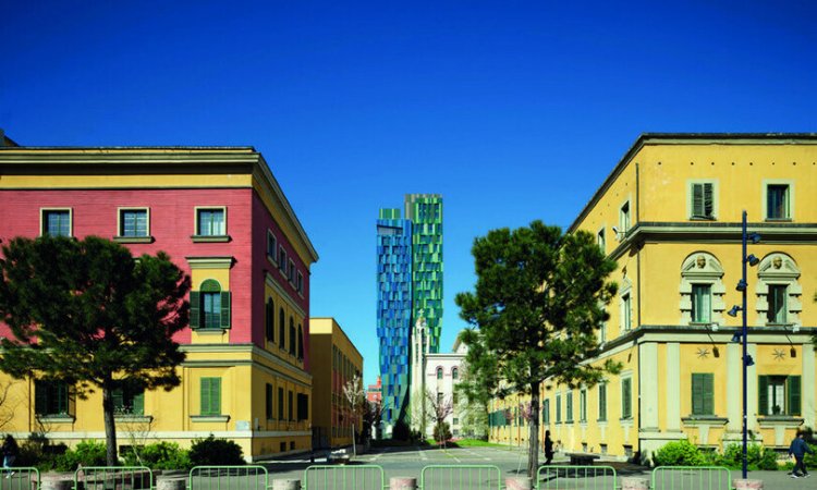 L'architetto Casamonti firma la torre di oltre 100 metri di altezza a Tirana, in Albania