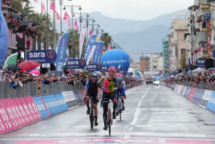 Magnus Cort Nielsen vince la decima tappa del Giro d'Italia