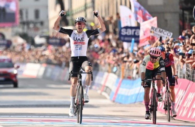 Brandon McNulty (UAE Team Emirates) ha vinto la quindicesima tappa del 106^ Giro d'Italia