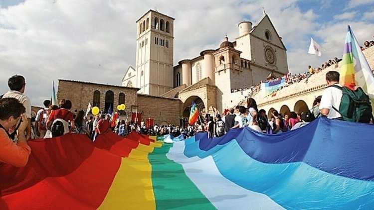 In 10 mila a Perugia per la 27esima Marcia della Pace