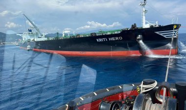 Migranti clandestini hanno preso il comando di una nave cargo turca armati di coltello