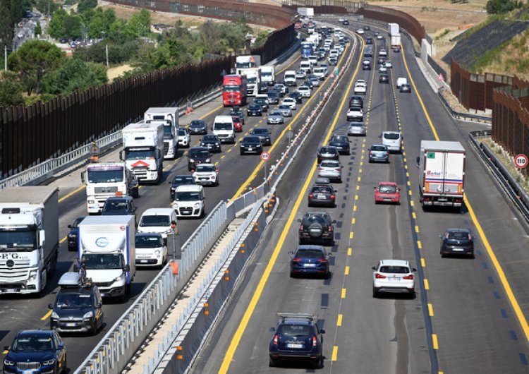 Quindici milioni di italiani in viaggio per il ponte del 2 giugno