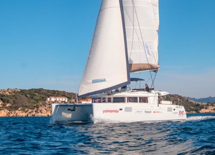 A caccia di veleni, il catamarano One è arrivato a Venezia