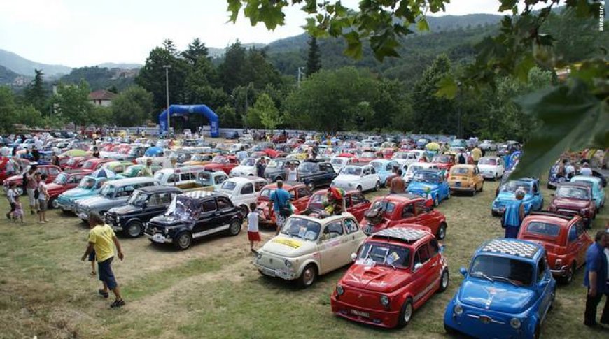 A Garlenda da tutto il mondo per festeggiare la Fiat 500