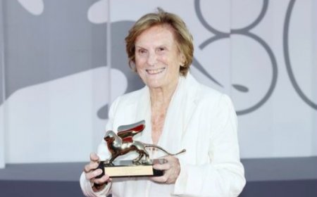 Mostra del Cinema, un'ovazione ha salutato Liliana Cavani Leone d'oro alla carriera