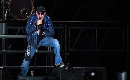 Milano, super rock con Vasco a S.Siro