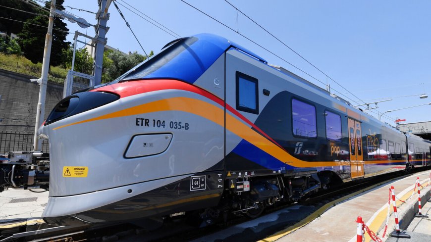 Il treno regionale per Ventimiglia e la fermata per la pipì