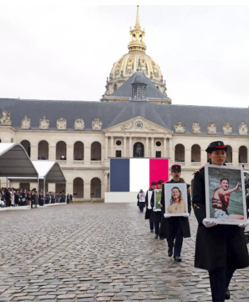 Parigi ha ospitato la cerimonia per le 42 vittime francesi degli attacchi del 7 ottobre di Hamas