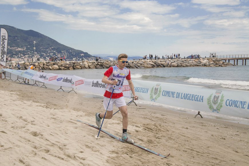 'Sci di fondo on the beach', tanti campioni e squadre da tutta Italia a Laigueglia per la tredicesima edizione