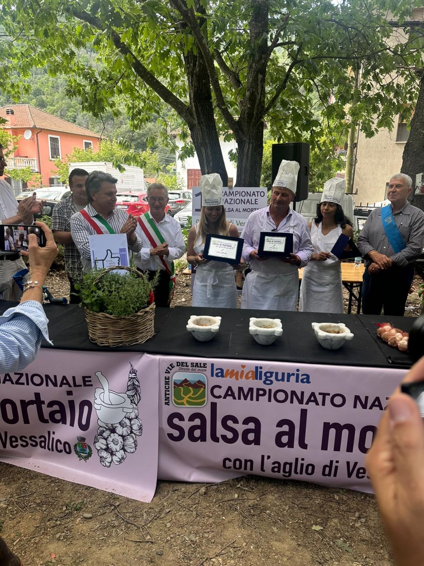 Giorgia Canetti di Imperia vince il 1 Campionato nazionale della salsa al mortaio con l’aglio di Vessalico