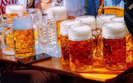 Birra, musica e divertimento, a Pietrabruna c'è l'Oktoberfest come a Monaco