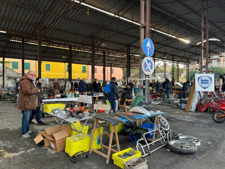 Ad Albenga la quarantaseiesima edizione della “Mostra scambio ligure per auto, moto e cicli d’epoca”