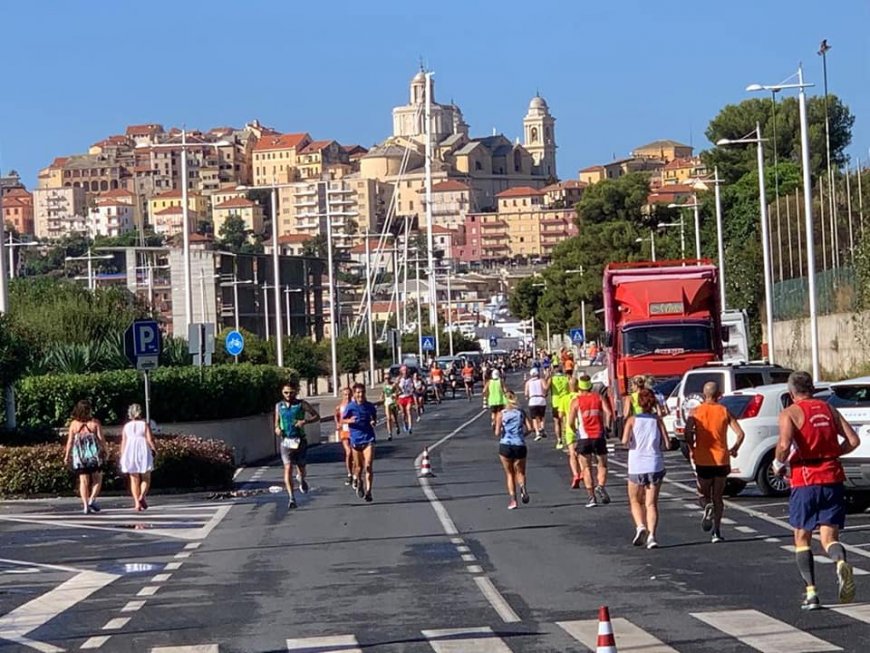 Si correrà domenica 27 aprile la Mezza Maratona d’Imperia