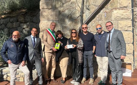 Alassio,  dal Panathlon 'Non solo mare' donato un defibrillatore al Comune per la Palestra sul Mare