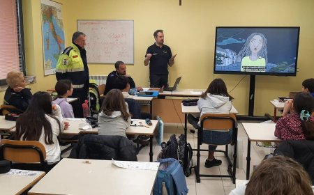 Gli allievi della scuola Badarò di Laigueglia a lezione di protezione civile