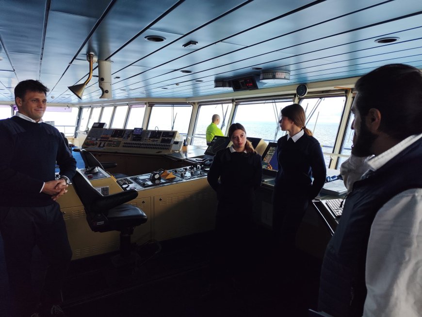 Nove studenti del Nautico di Imperia sul Megaexpress Four di Corsica Ferries imparano i segreti del mare