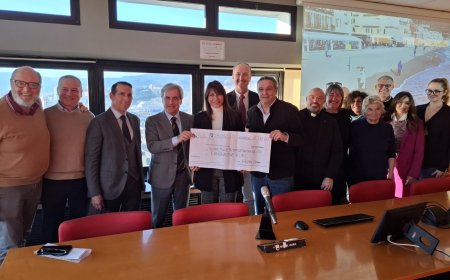 In Regione consegnato l’assegno da 15.779 euro del Footgolf Alassio all’Airc