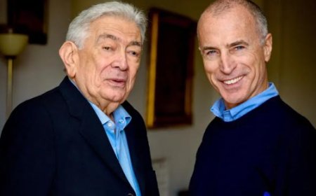 Mario Maffucci e Andrea Scarpa tengono “Una lezione particolare” domani 1° aprile ore 11.00 nel Teatro Ariston.