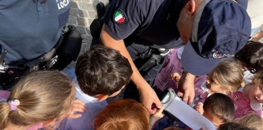 A San Bartolomeo al mare gli studenti delle scuole medie vanno a scuola di educazione stradale
