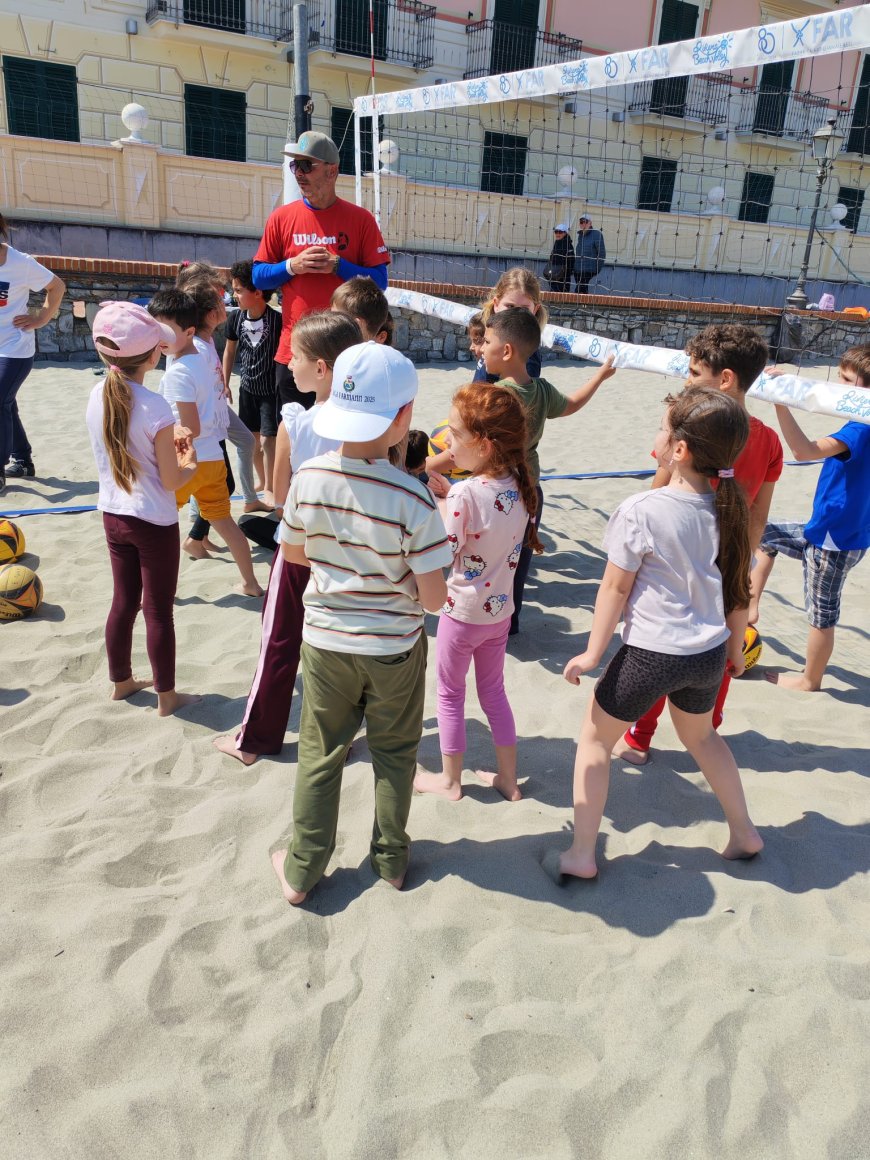 Riviera beach volley: corsi gratuiti alle scuole di Laigueglia e numeri record per la Liguria
