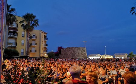 San Bartolomeo al Mare, al via un’estate ricca di eventi tra cultura, musica, passeggiate e tradizione