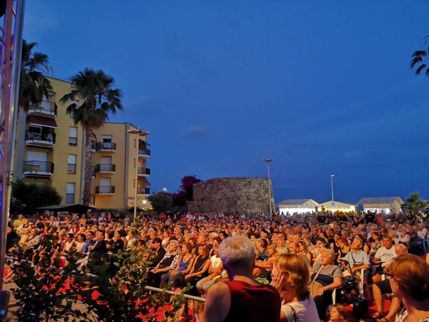 San Bartolomeo al Mare, al via un’estate ricca di eventi tra cultura, musica, passeggiate e tradizione