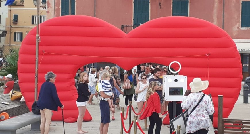 A Laigueglia, uno dei Borghi più belli d’Italia si celebra la” Notte Romantica”
