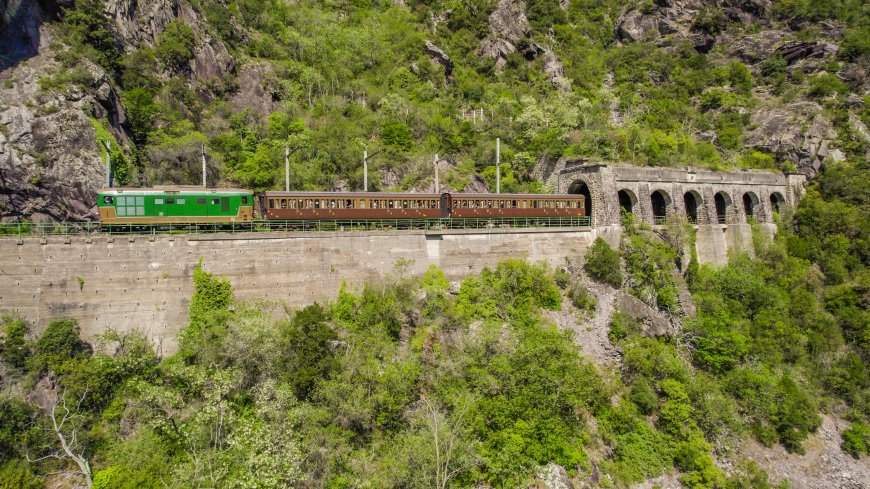 Riparte l'atteso appuntamento con i treni storici sulla Ferrovia delle Meraviglie