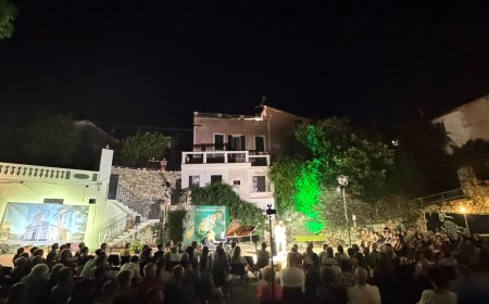 “Rovere d’Oro” di San Bartolomeo al mare, domenica sera verrà svelato il vincitore della 37^ edizione