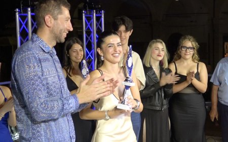 E' la bella toscana Alice Luperini la vincitrice della trentesima edizione del concorso nazionale Festival degli Interpreti - VociNuove.it
