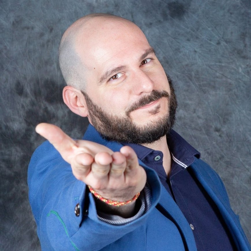 "Man on the Moon", l’attore genovese Andrea Carlini porta a Music for Peace di Genova la storia del G8