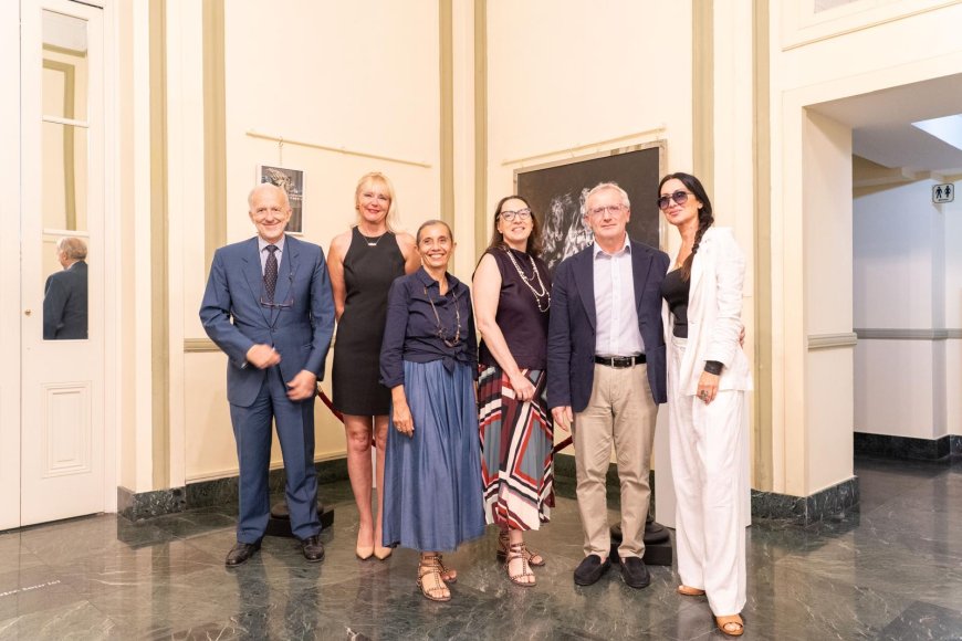 Apre nelle sale del Casinò di Sanremo, ad ingresso libero, la mostra personale di Elena Rede Materia viva