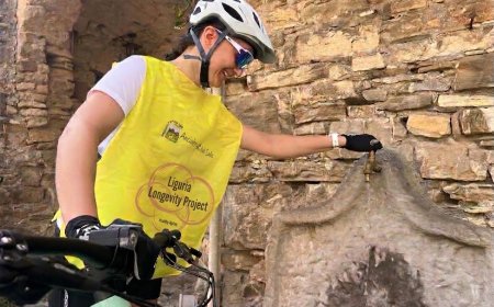 Strade del Mare in bicicletta: le Antiche Vie del Sale pedalano verso la Longevity, tappa a Laigueglia