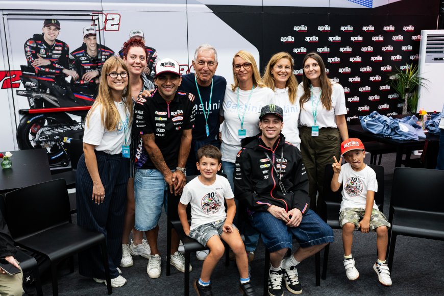 I pazienti dell’ospedale pediatrico Giannina Gaslini ospiti di Aprilia Racing al circuito di Misano Adriatico, in occasione del Gran Premio di MotoGp