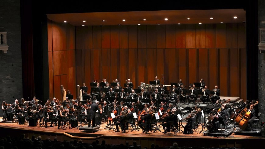 "Mozart in Chiaro Scuro", l'Orchestra della Fondazione Teatro Carlo Felice a Laigueglia