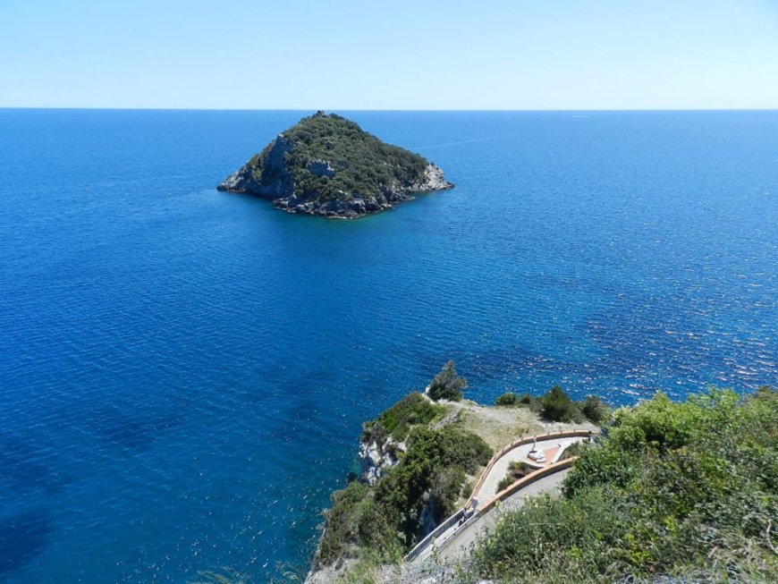 E' online il nuovo sito del Golfo dell'Isola di Bergeggi